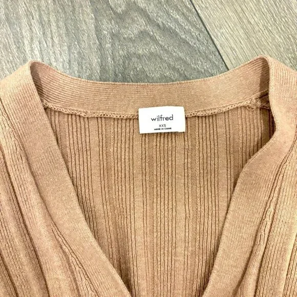 Aritzia Wilfred New Plunge Front Cardigan - Picture 3 of 5